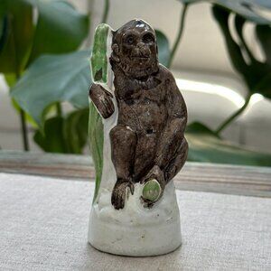 Rare Victorian Staffordshire Figure Of Seated Gorilla c. 1860 Antique 4.25" H